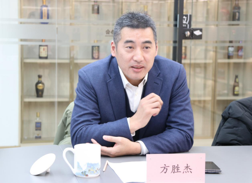 杭州市千岛湖高铁新区管委会主任,淳安县文昌镇党委书记