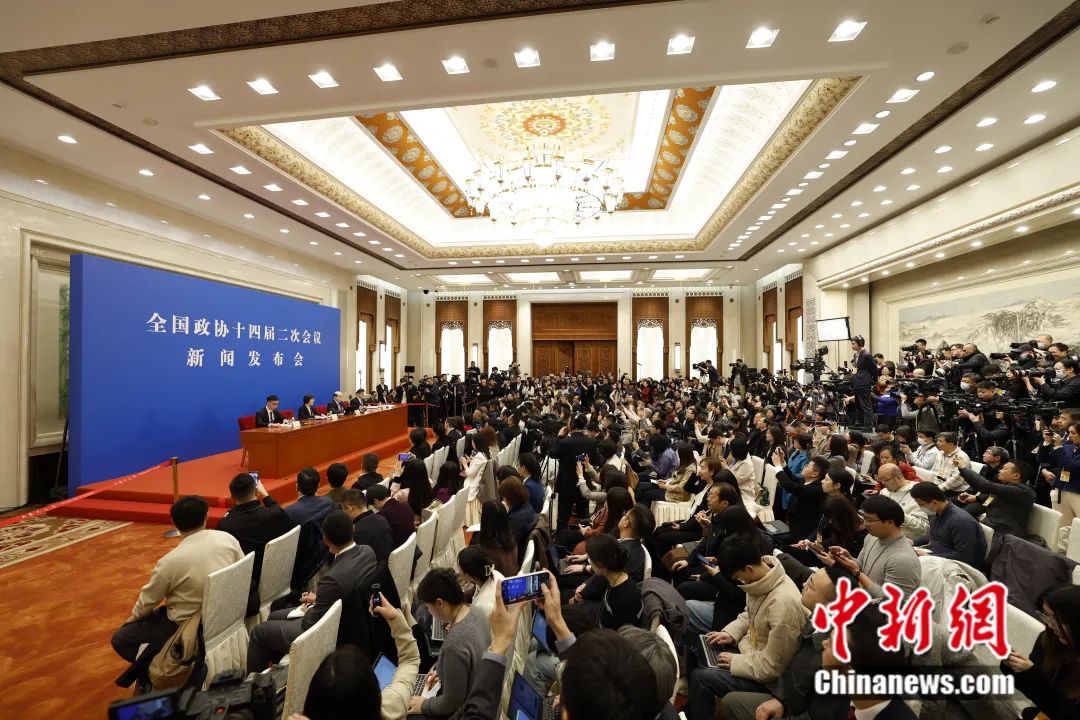 两会首场发布会,要点来了→|就业_新浪财经_新浪网