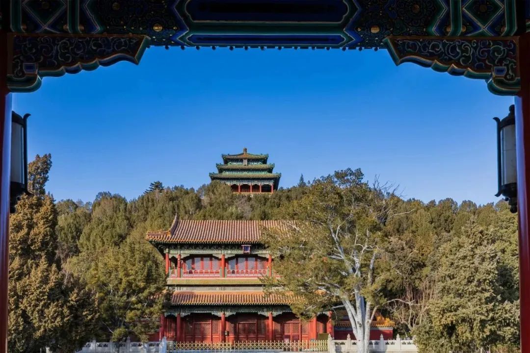 西城"画"中游丨登上景山万春亭,赏壮美中轴线胜景