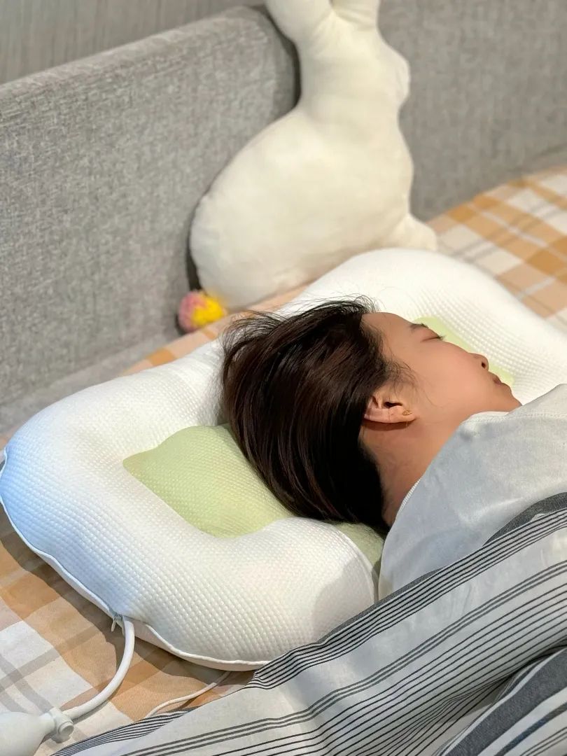 哭了,长这么大,第一次睡到这么舒服的枕头!|颈椎_新浪财经_新浪网