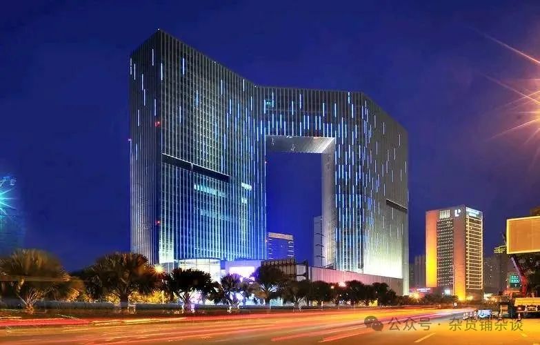 与 a 股供应链上市公司相比,以厦门国贸,建发股份(10.320,-0.09,-0.