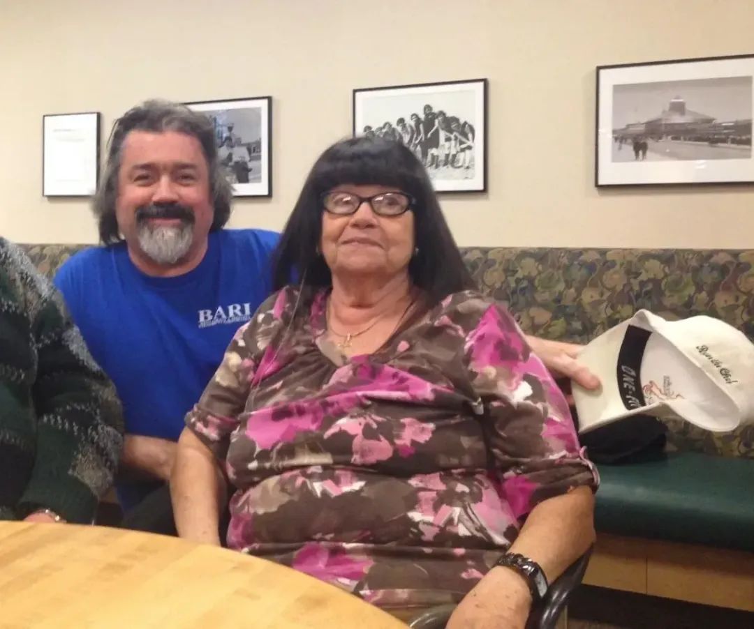 亿万富豪和他的"私生子"_新浪财经_新浪网