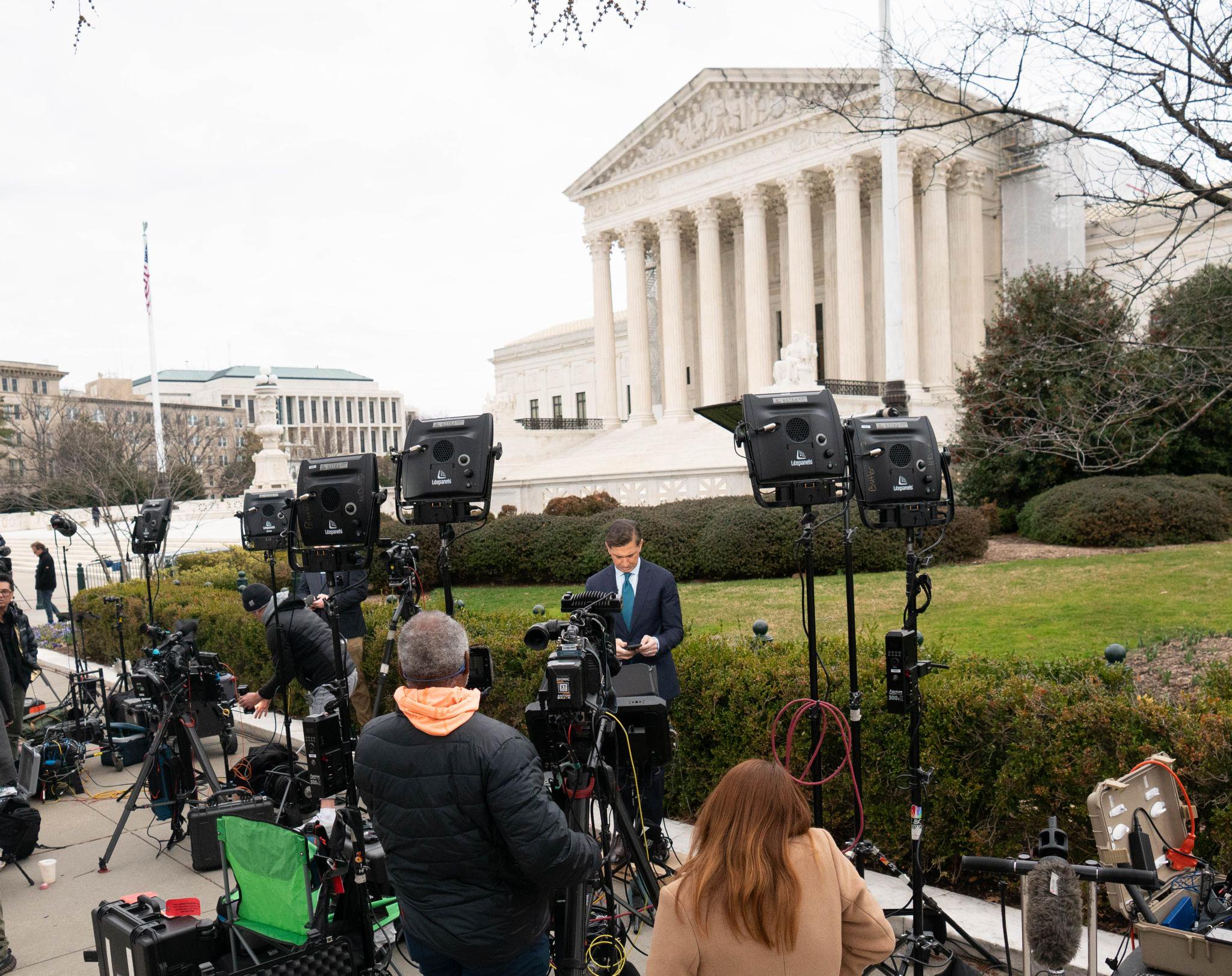 特朗普参选一大障碍被排除，有人欢喜有人忧_手机新浪网