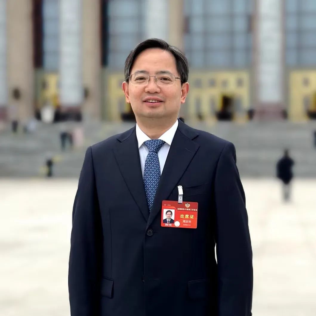 南京大学计算机科学与技术系主任兼人工智能学院院长周志华