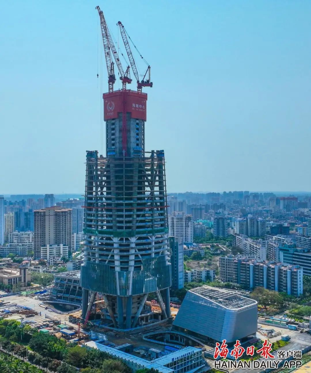 海南第一高楼建设进展
