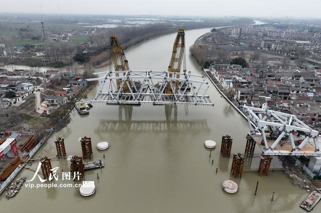 江苏扬州:宝应运河大桥建设正酣|大桥_新浪财经_新浪网