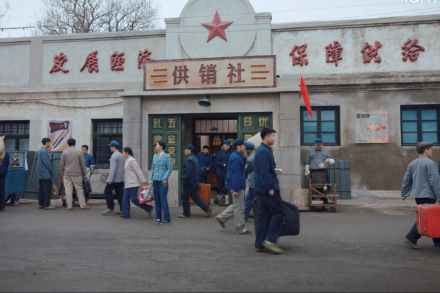 岁月沉淀下的古朴街道让这里多了一份原汁原味的美丽↑上图为剧中场景