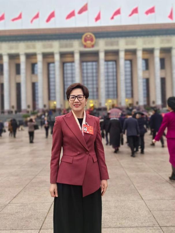 屠红燕代表:加快推动纺织产业绿色化发展|转型_新浪财经_新浪网