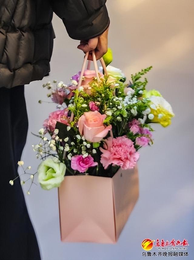 花式促销齐发力,"她经济"焕发新活力|女性消费者_新浪财经_新浪网