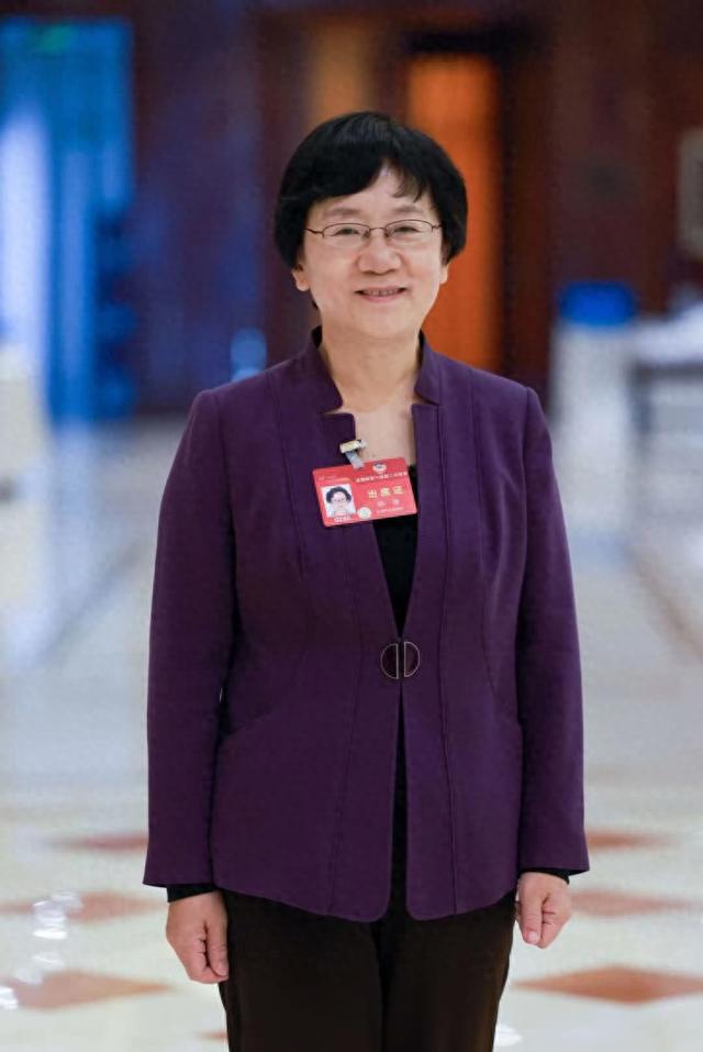 孙洁委员:培育多级市场,加快居家适老化改造|孙洁_新浪财经_新浪网