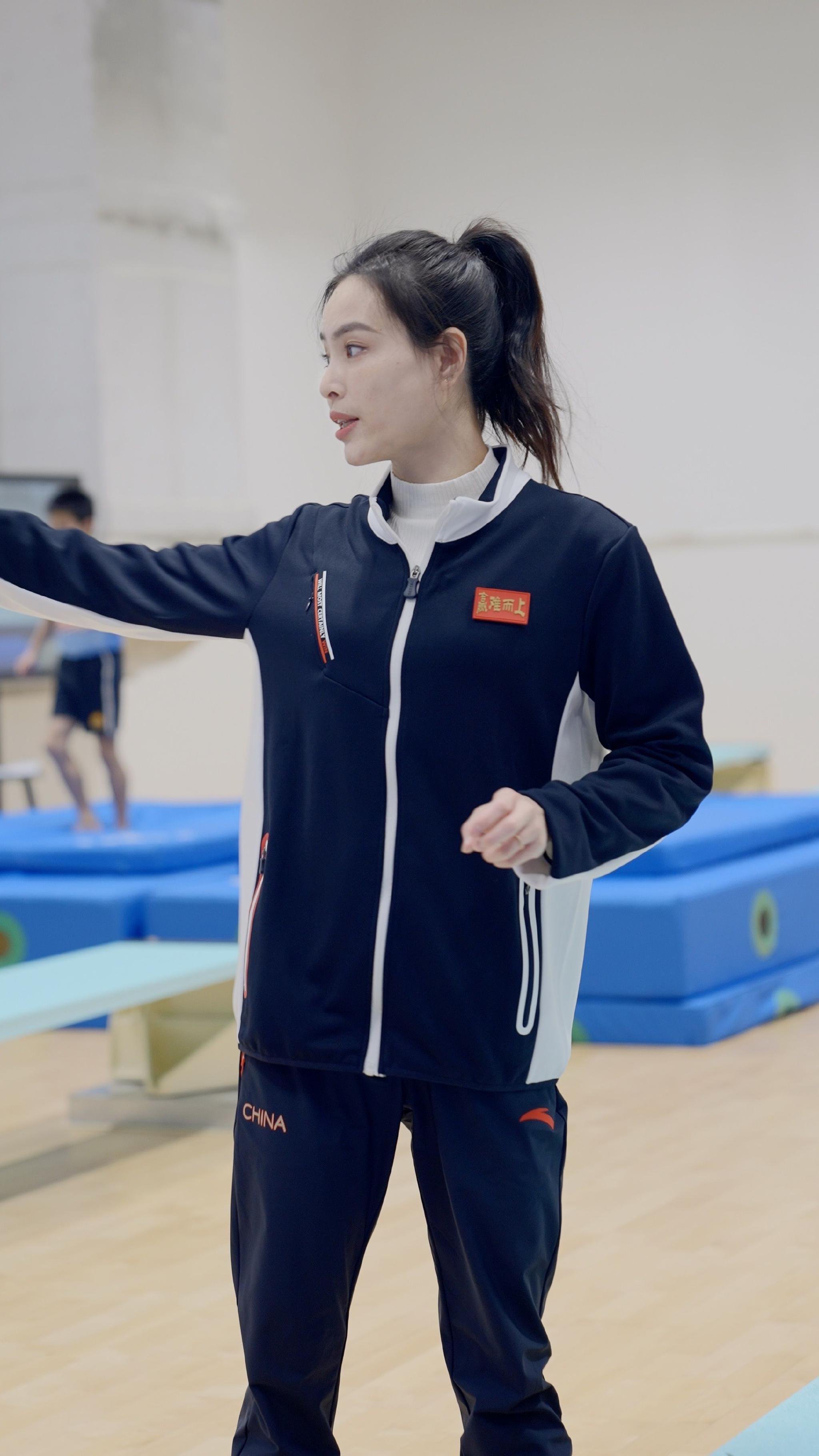 "她"力量|奥运五金王吴敏霞:坚定做自己,就是女性精神|吴敏霞_新浪