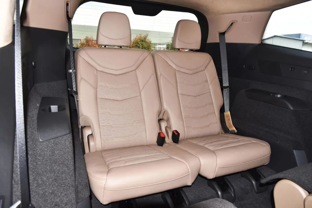 全系30t10at标配4驱51米67座还喝92油