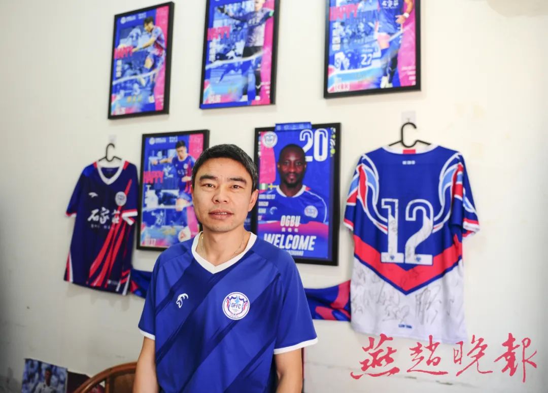 与石家庄足球结缘的他,曾是电影中的淘气小男孩|张慧