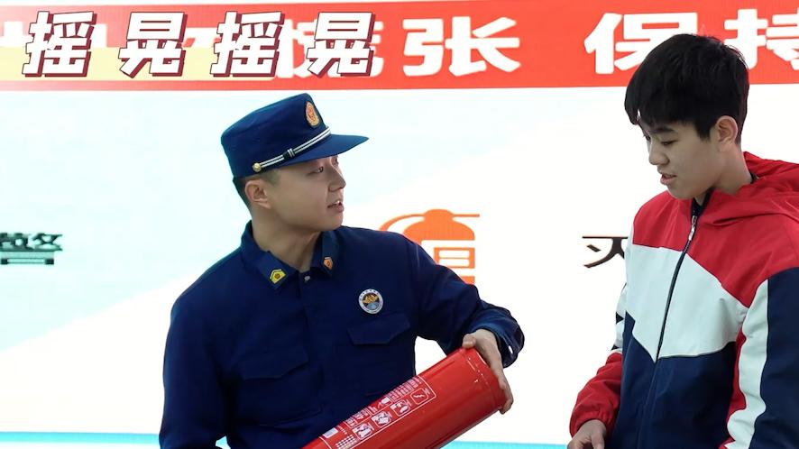仁寿消防组织特殊教育学校学生地震逃生演练,灭火演练