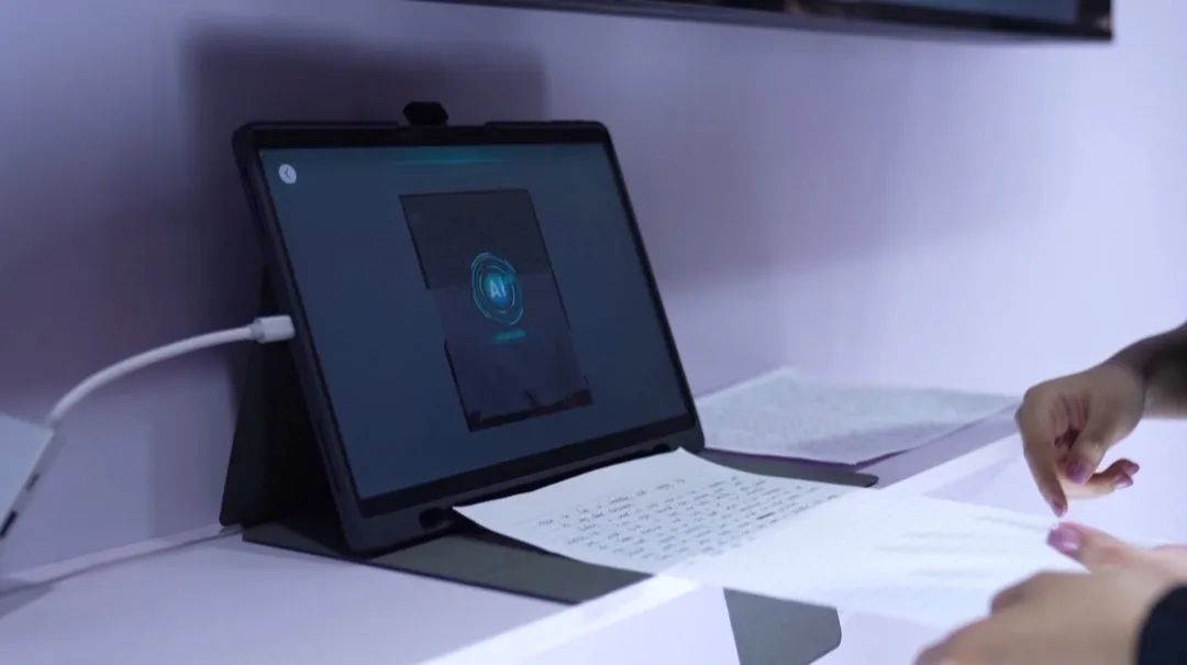 openai劲敌出手,又一个性能匹敌gpt-4的大模型|ai_新浪财经_新浪网