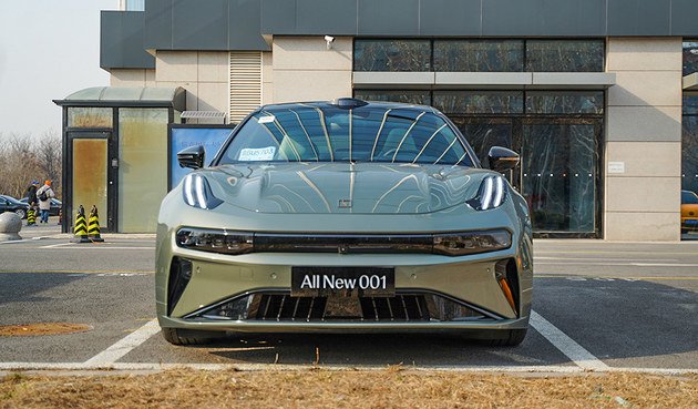 补齐短板再创新高 试驾体验新款极氪001-新浪汽车