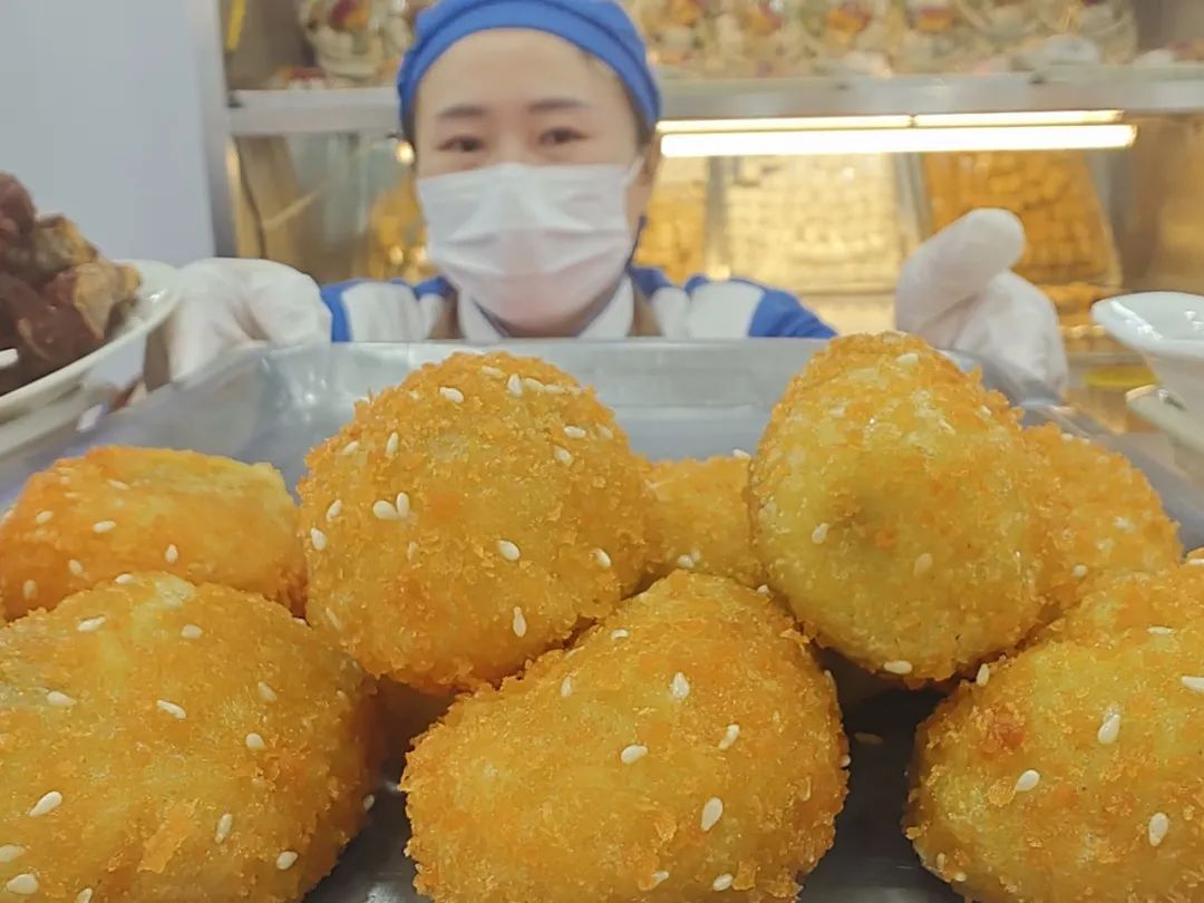 龙抬头来西城,"龙"系美食新鲜出炉,一年好运吃出来