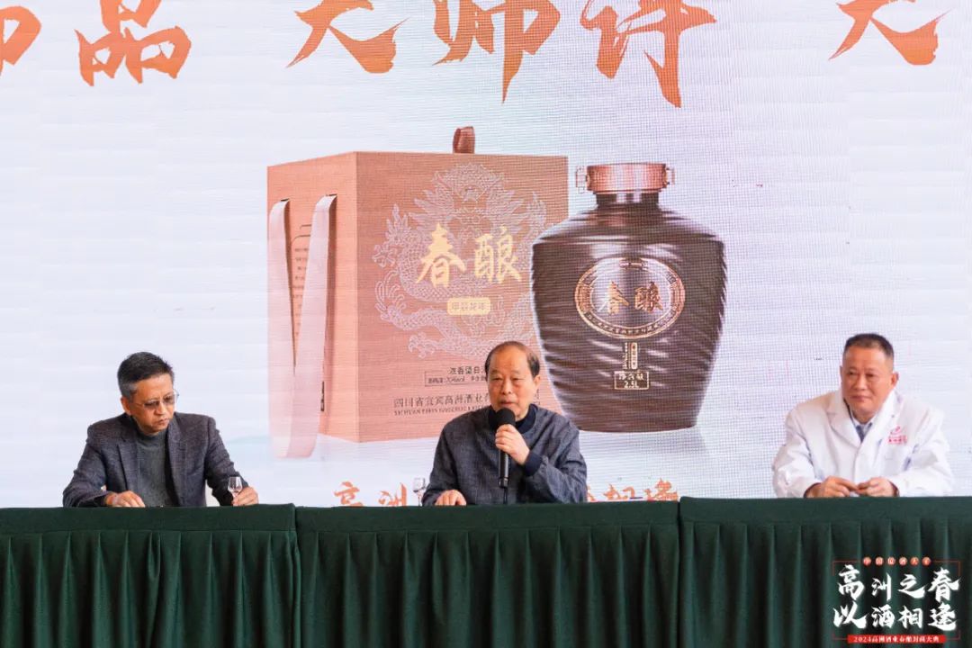 ▎赖登燡(中),钟杰(左),简晓平(右)