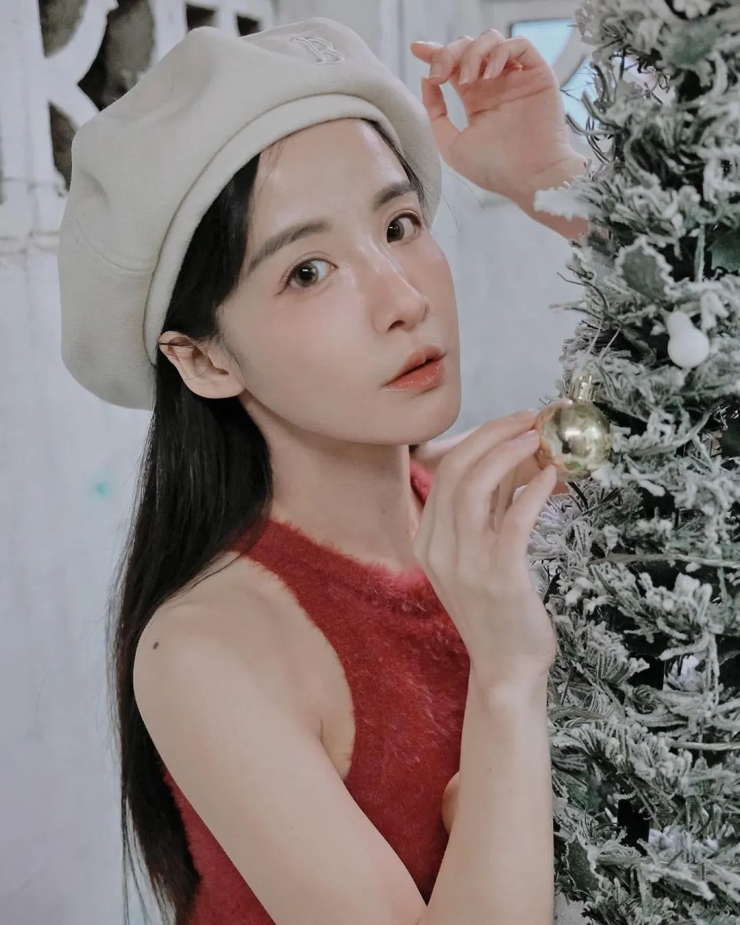 阿沁的妻子李汶静也在其中