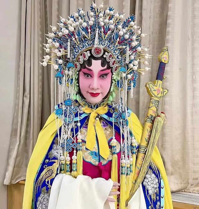 王蓉蓉的新奔头儿|王蓉蓉_新浪财经_新浪网