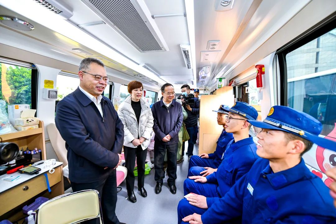 省直机关开展学雷锋无偿献血文明实践志愿服务活动_新浪财经_新浪网