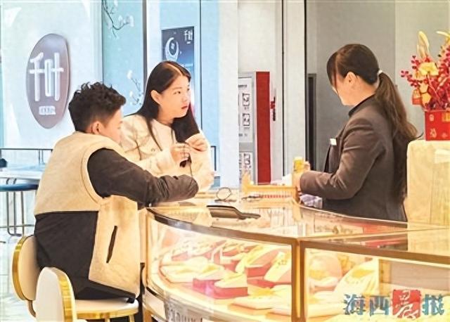 金兰首饰:传承古韵,绽放新彩——时尚与传统的碰撞