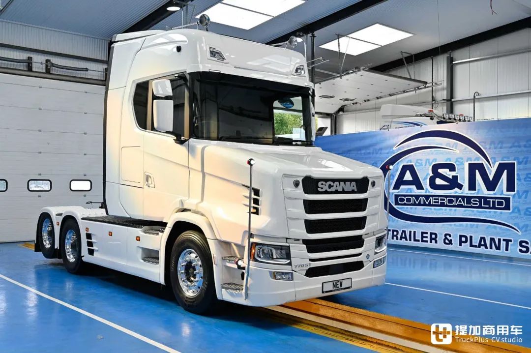 再带你看一台爆改的斯堪尼亚长头卡车这次是770匹马力发布后秒售出