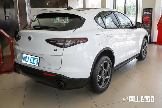 阿尔法·罗密欧全系加入价格战!最高降6.48万,还盯着bba?-新浪汽车