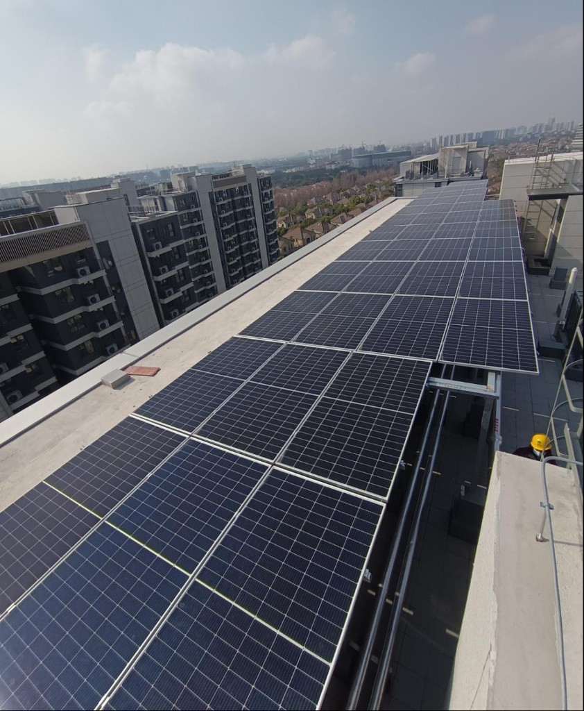 项目在11个自然幢屋顶上共计安装光伏283.25千瓦,采用"全额上网"模式.