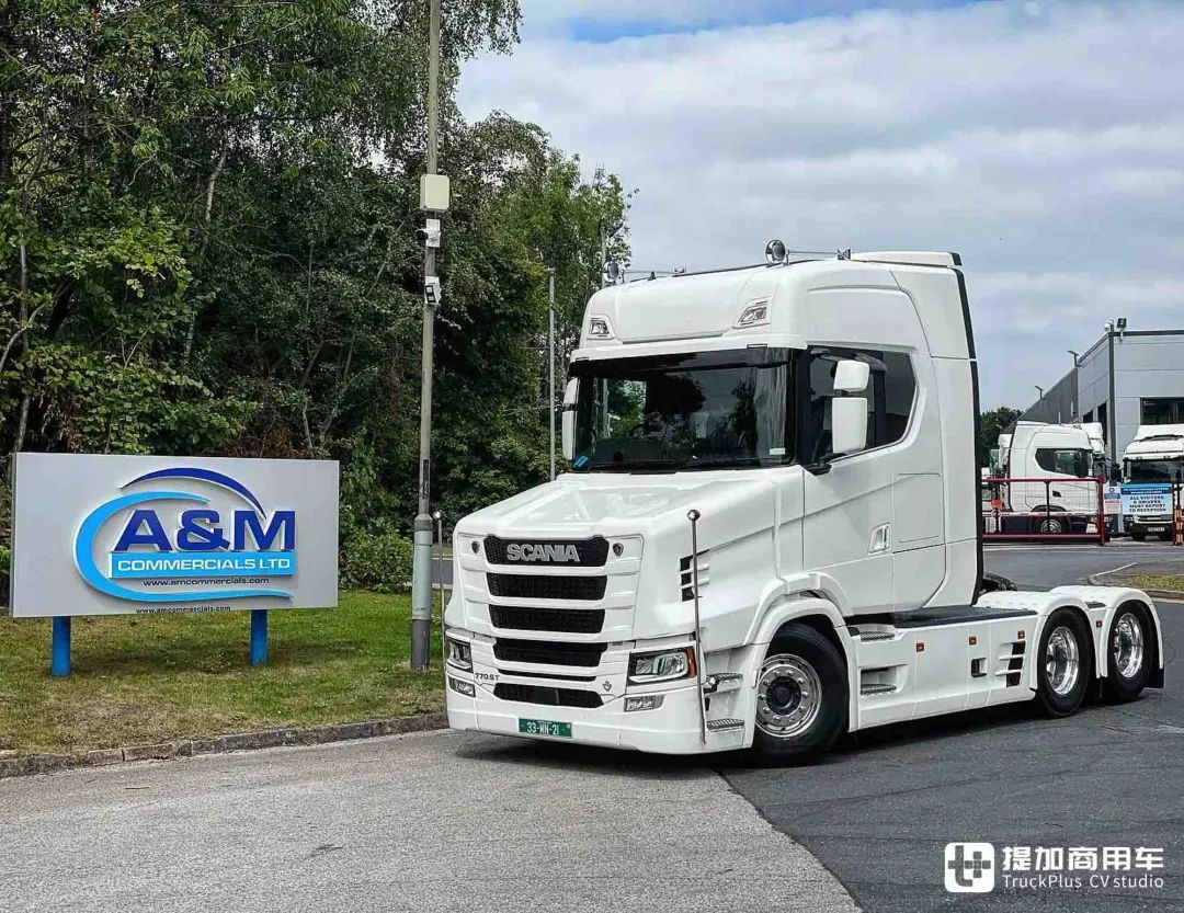 再带你看一台爆改的斯堪尼亚长头卡车这次是770匹马力发布后秒售出