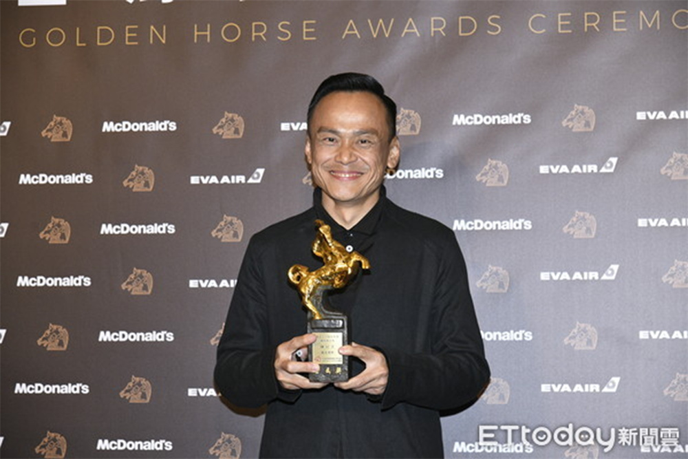 拿下金马奖后陈以文在接受采访时,说到一个有意思的过往,曾有朋友和他