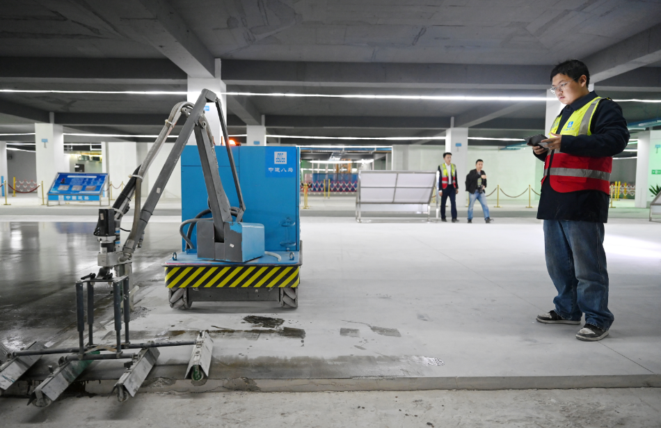 在重庆,机器人正帮你"盖房子"|两江新区_新浪财经_新浪网