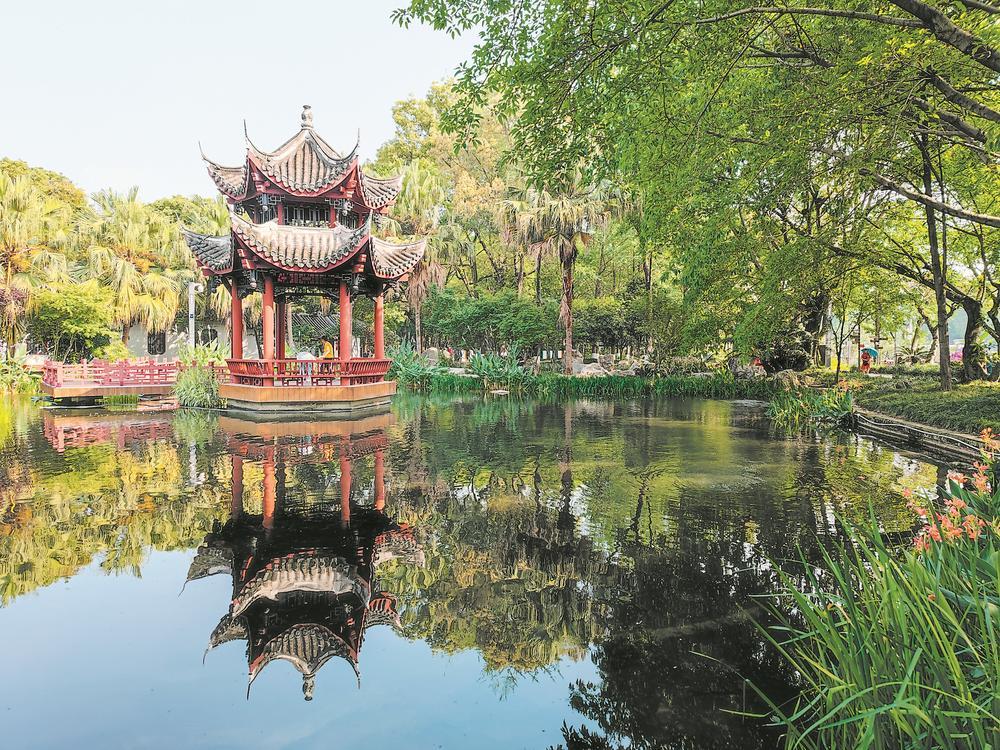 亭中国独有的园林浪漫