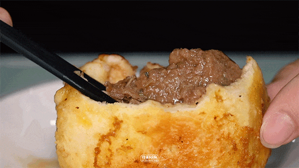 一心斋的牛肉煎包,在整个上海都是出了名的.