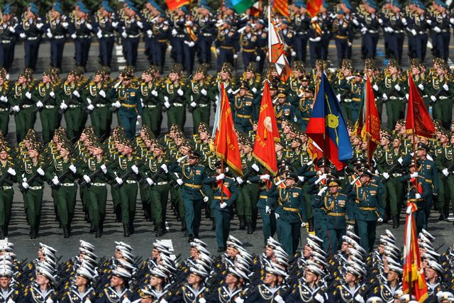 俄罗斯大选2024·特写|堡垒,新领土和"变得更像俄罗斯"的小村庄_新浪