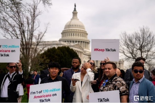 重生之天才神棍为什么下架 重生之天才神棍txt全集下载