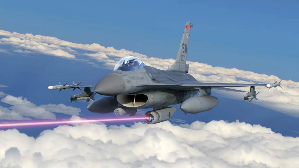 携带激光定向能武器吊舱的F-16C想象图 图片来源：洛马
