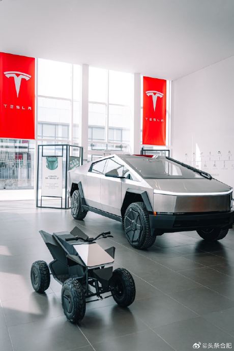 特斯拉赛博越野旅行车亮相合肥