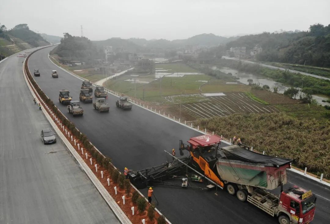 南玉珠高速公路玉横段全力冲刺|高速公路_新浪财经_新浪网