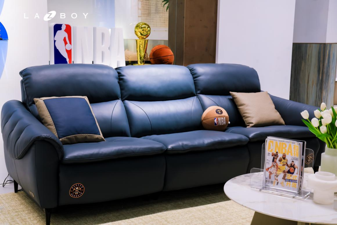 探寻美好高品质家庭生活新高度,lazboy引领新一轮功能沙发舒适升级