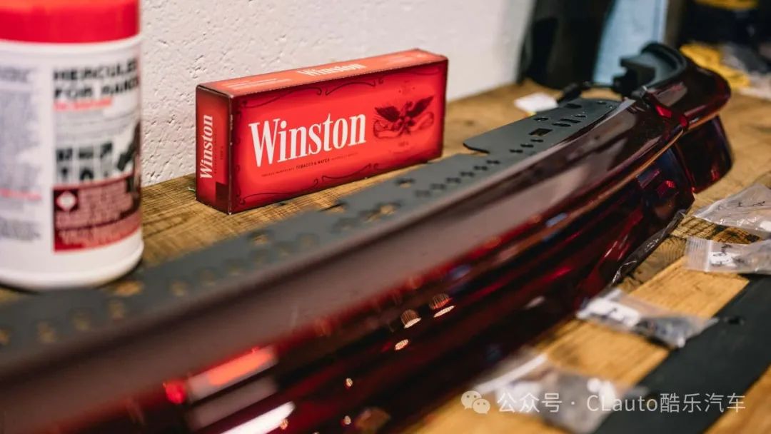 三十万等一年,看他手切保时捷 —— rwb中井启的魅力|rwb_新浪财经