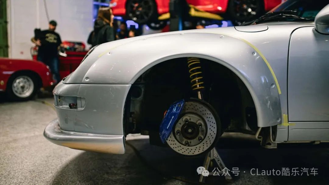 三十万等一年,看他手切保时捷 —— rwb中井启的魅力|rwb_新浪财经