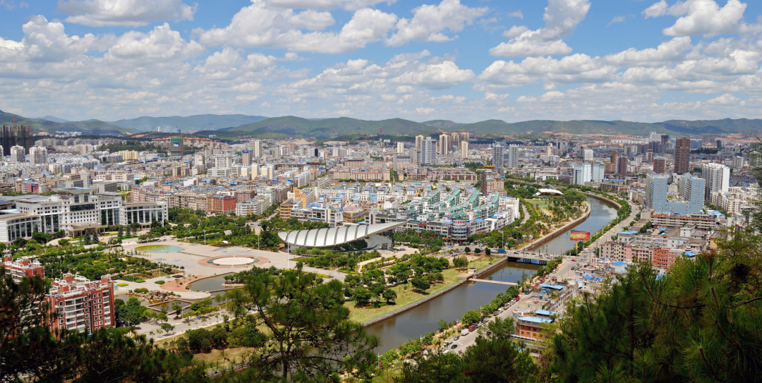 刘勇:让楚雄各族群众生活更幸福更红火|云南省_新浪财经_新浪网