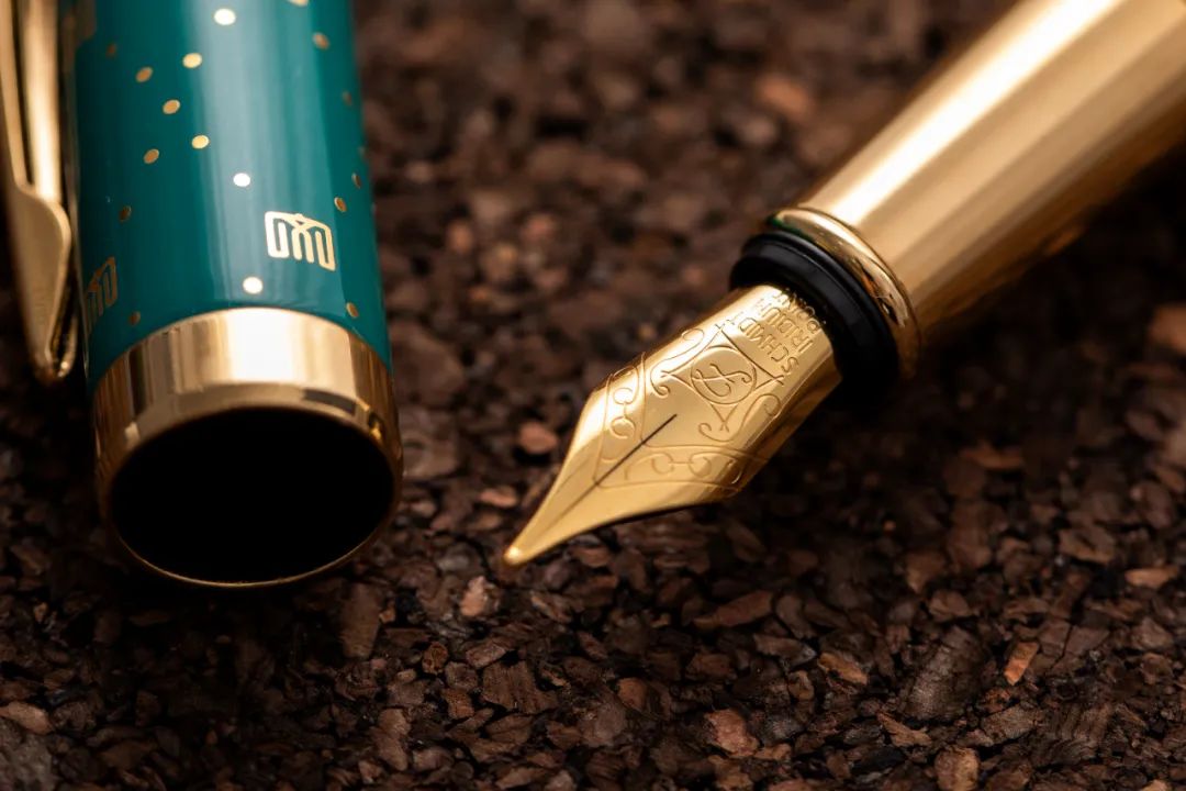 预售50万的超人气礼盒,直接当钢笔赠品!|钢笔_新浪财经_新浪网