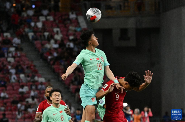 体育相对论:煮熟的鸭子都能飞,国足后天怎么打?|国足_