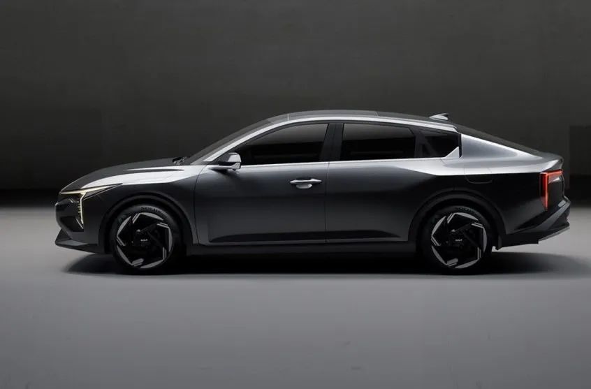 全新起亚k4官图发布3月27日亮相