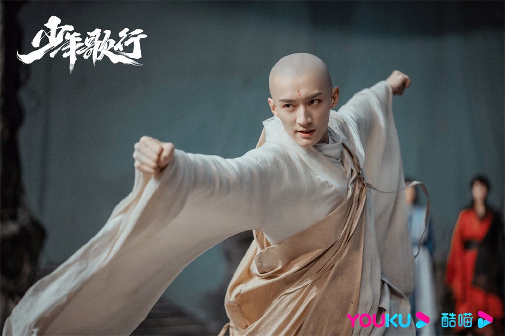 《秋蝉》剧照喜欢不走寻常路的,他是《秋蝉》里的小庄,《少年歌行》里