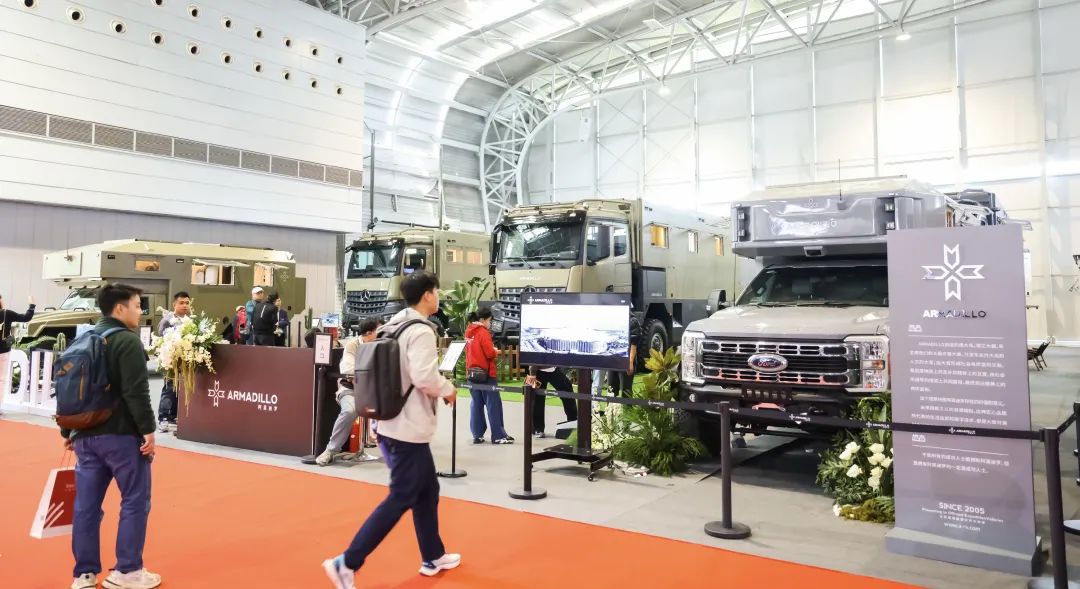 花几十万甚至上百万买辆房车去旅行到底值不值先看了再说