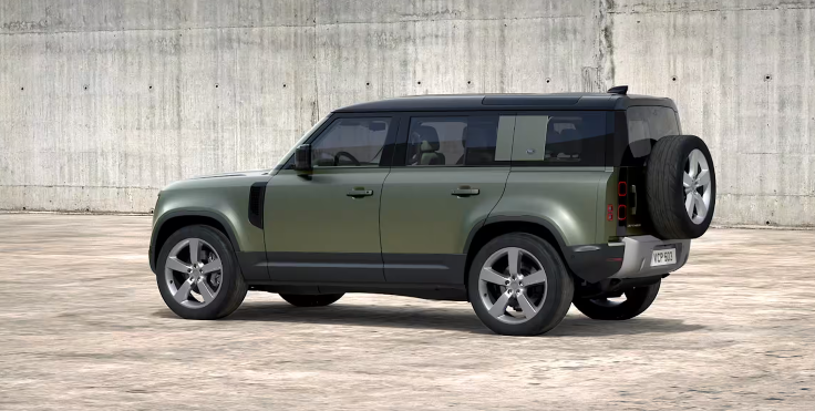 豪华之巅的对决:卫士110与奔驰g级,你更看好谁?-新浪汽车