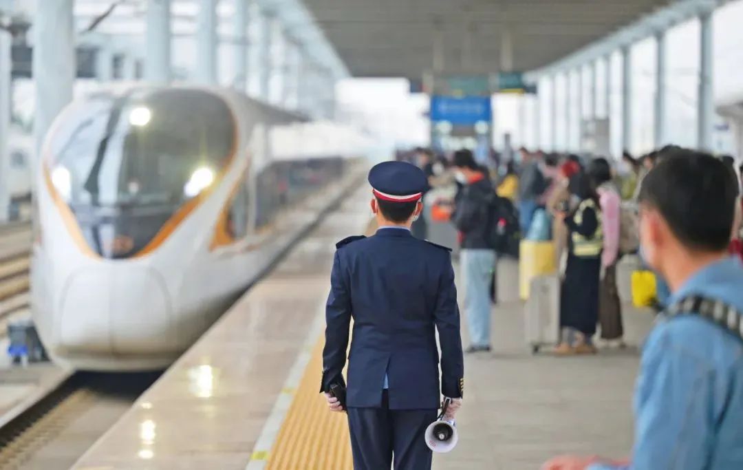 清明假期火车票还没买到?官方支招→|旅客_新浪财经_新浪网